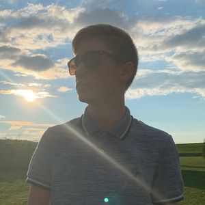 Meet your Posher, Brady